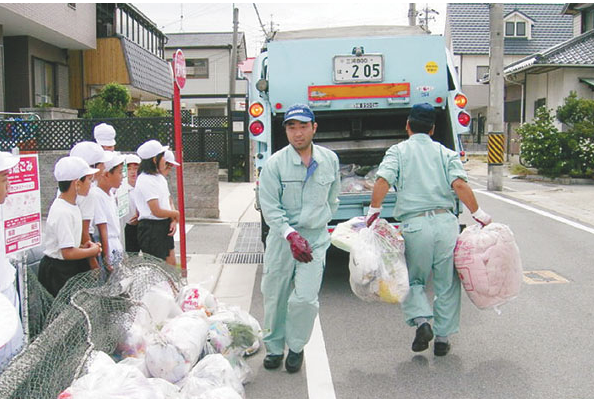 毛利哥：一个把垃圾分类发挥到极致的国家！令人发狂！