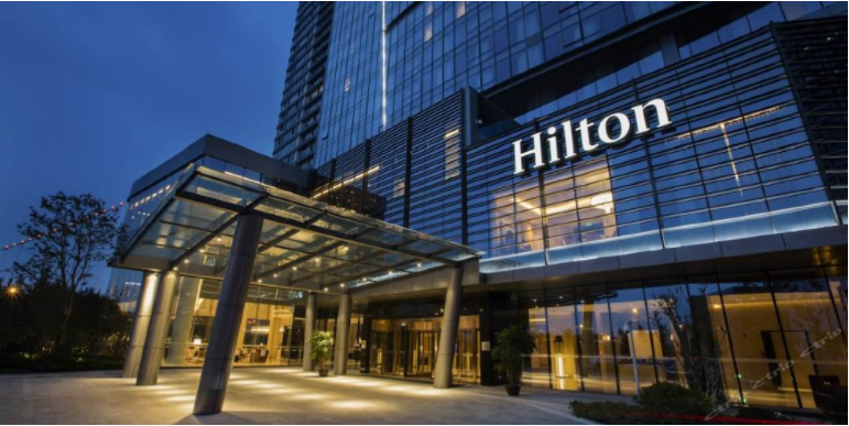 希尔顿酒店二代掌门去世：计划在华开千家店 曾因卫生问题被整改