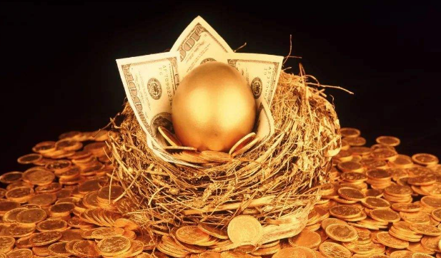 国际金价迭创新高 黄金基金持续扩容 国际金价迭创新高 黄金基金持续扩容