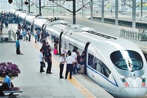 2020年铁路暑运共发送旅客4.56亿人次